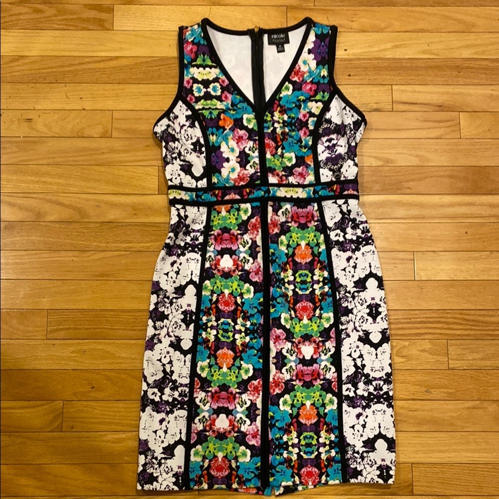 Floral Multicolor Scuba Material Sleeves Dress - Like New